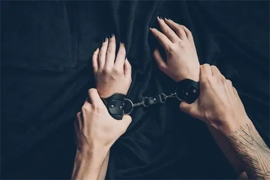 管教 - 17898